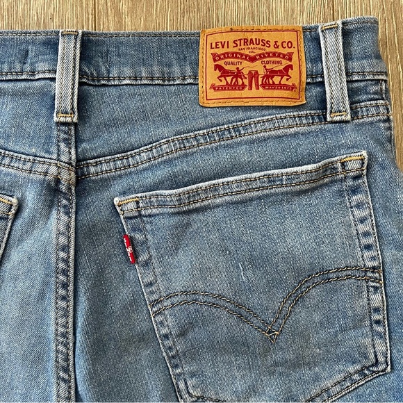 Levi's High Rise Shorts - Size 30 - Denim Casual Summer - Picture 6 of 7
